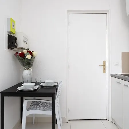 Bourget Rer 1er Etage Gauche Le Bourget